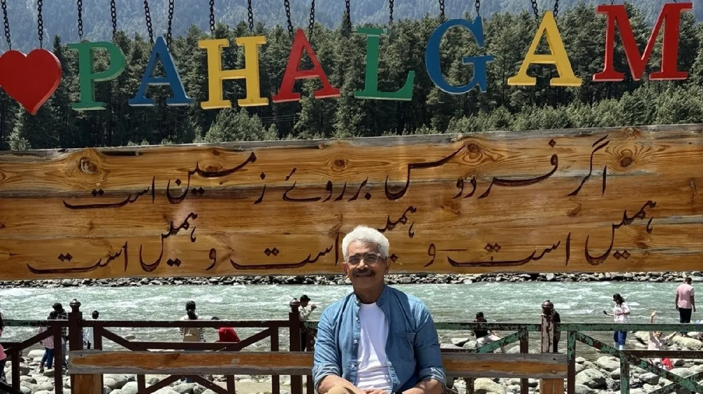 Actor Atul Kulkarni Defiant Visit to Pahalgam A Call to Embrace Kashmir Amidst Adversity Actor Atul Kulkarni Defiant Visit to Pahalgam A Call to Embrace Kashmir Amidst Adversity