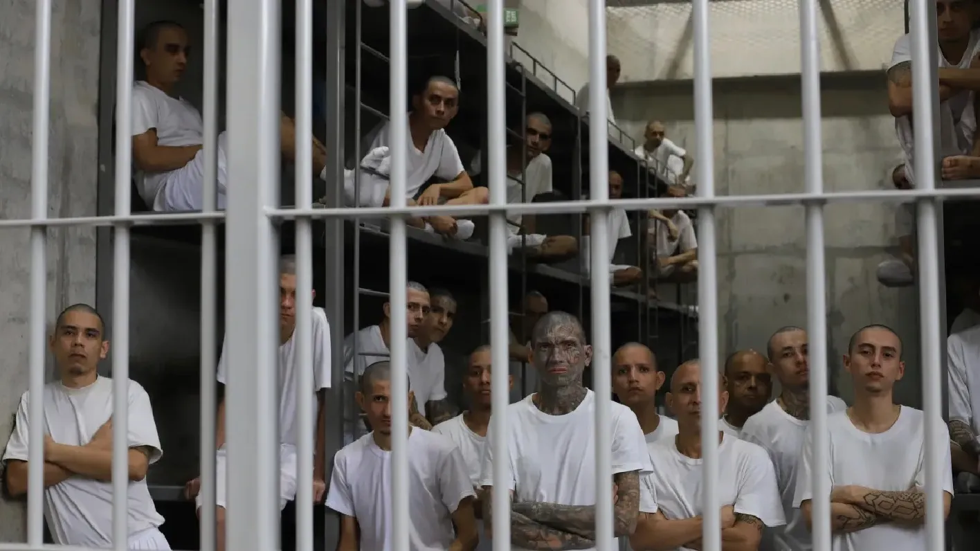 Texas Judge Blocks Trump&rsquo;s Use of Alien Enemies Act for Venezuelan Deportations