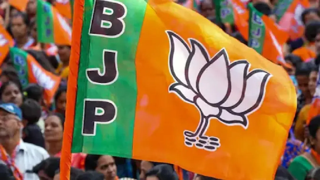 Caste Census in Uttar Pradesh BJP Bold Move or Political Gamble
