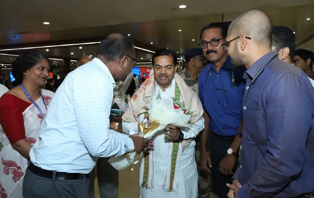 Union Minister B L Verma Asserts NDA Victory in Bihar Dismisses Congress Remarks on Army