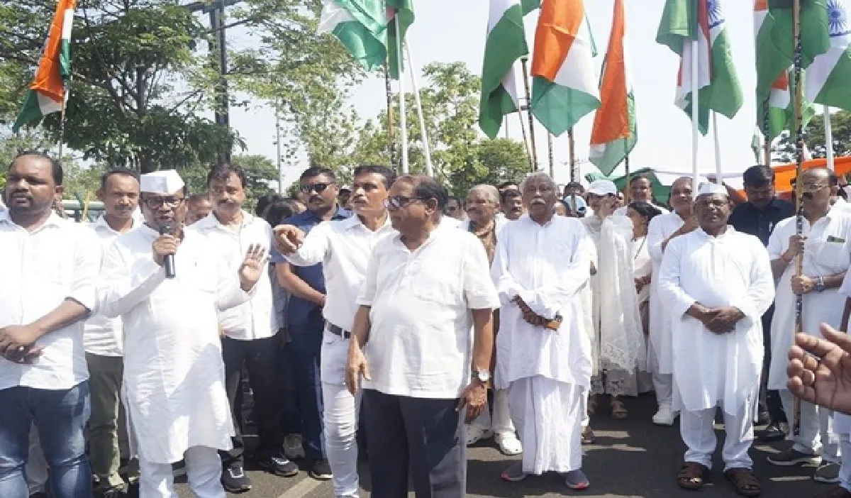 Odisha CM Mohan Charan Majhi Leads Tiranga Yatra in Bhubaneswar to Salute Indian Armed Forces
