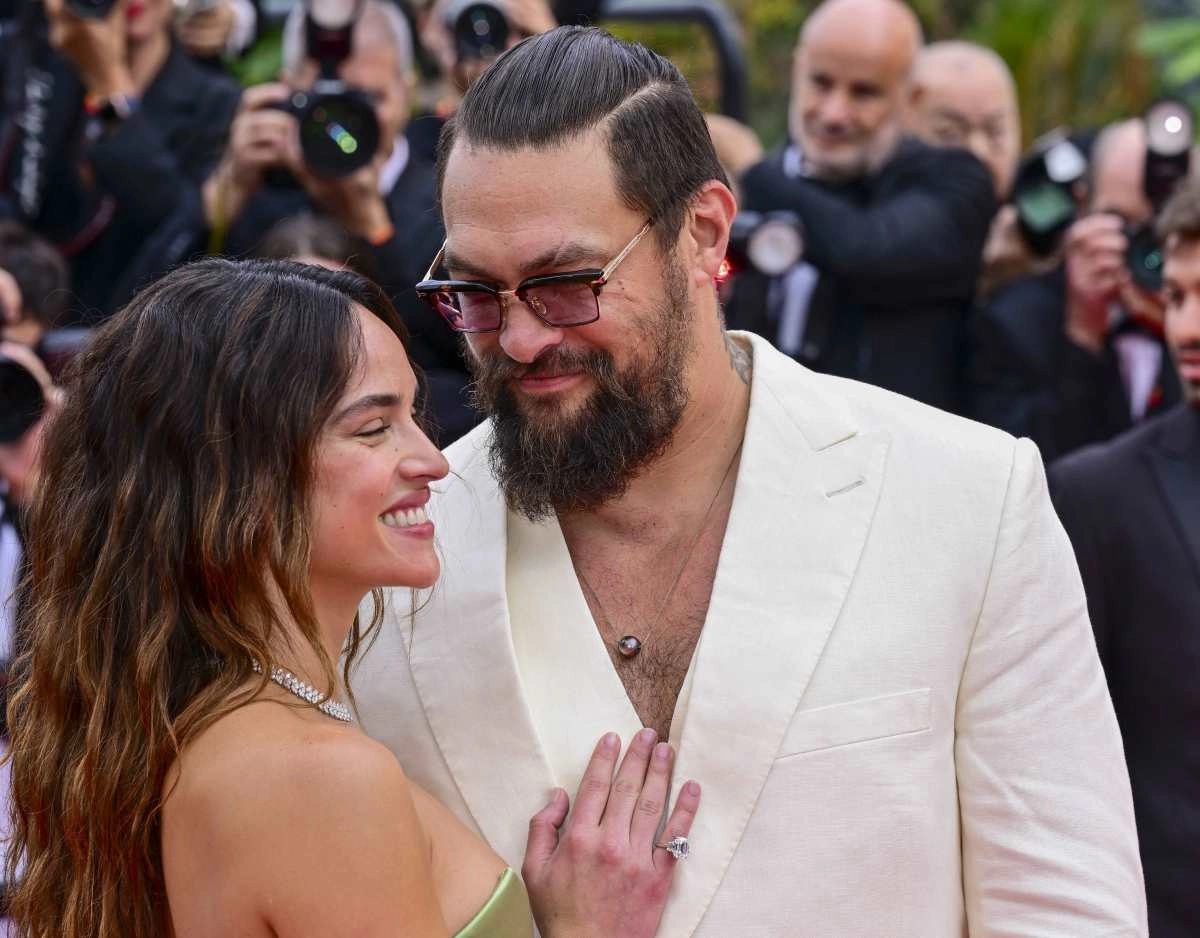 In Photos Jason Momoa Y Adria Arjona Conquistan Cannes with Your Love