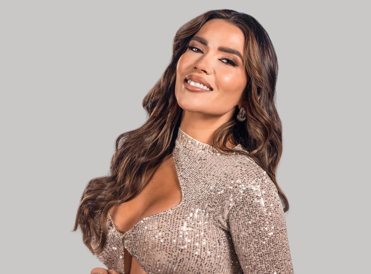 Dania Mndez after say goodbye of the house of the famous allstars  we we feel winners 