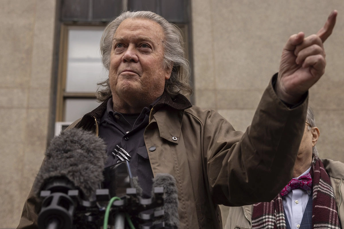 Steve Bannon Exestratega de La Casa Blanca Flame A Elon Musk Foreign illegal Y Suggest deport it