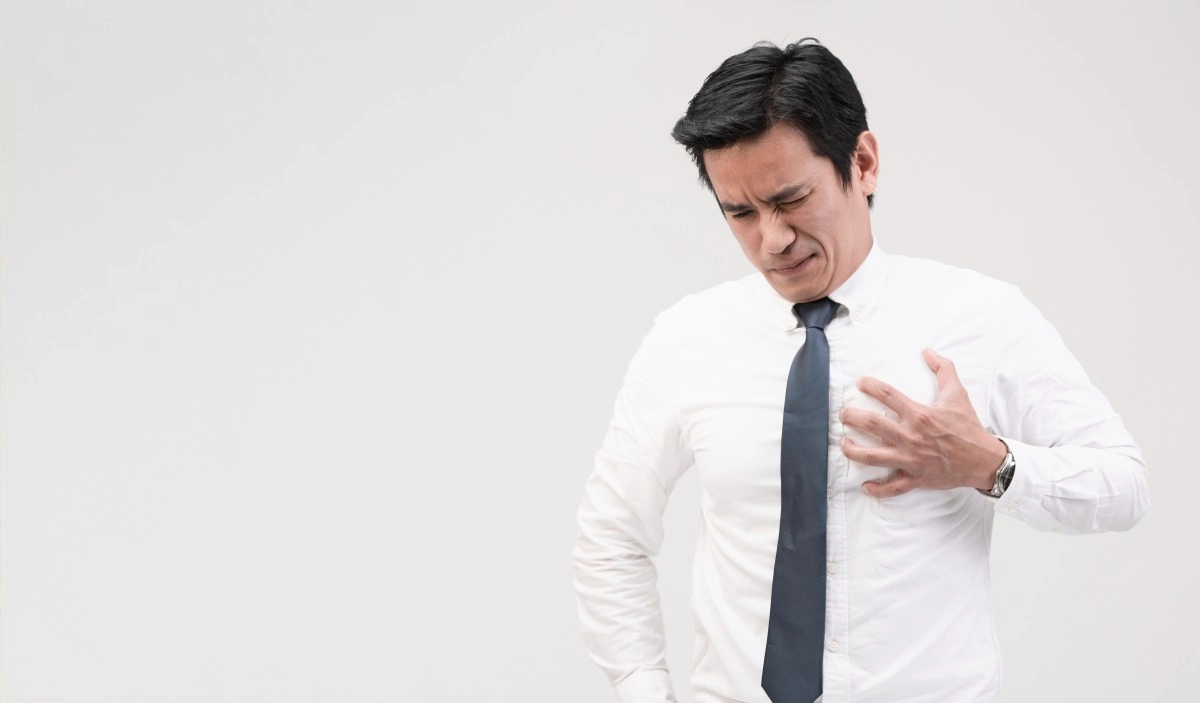 The reasons by the that the cholesterol high usually being  invisible 