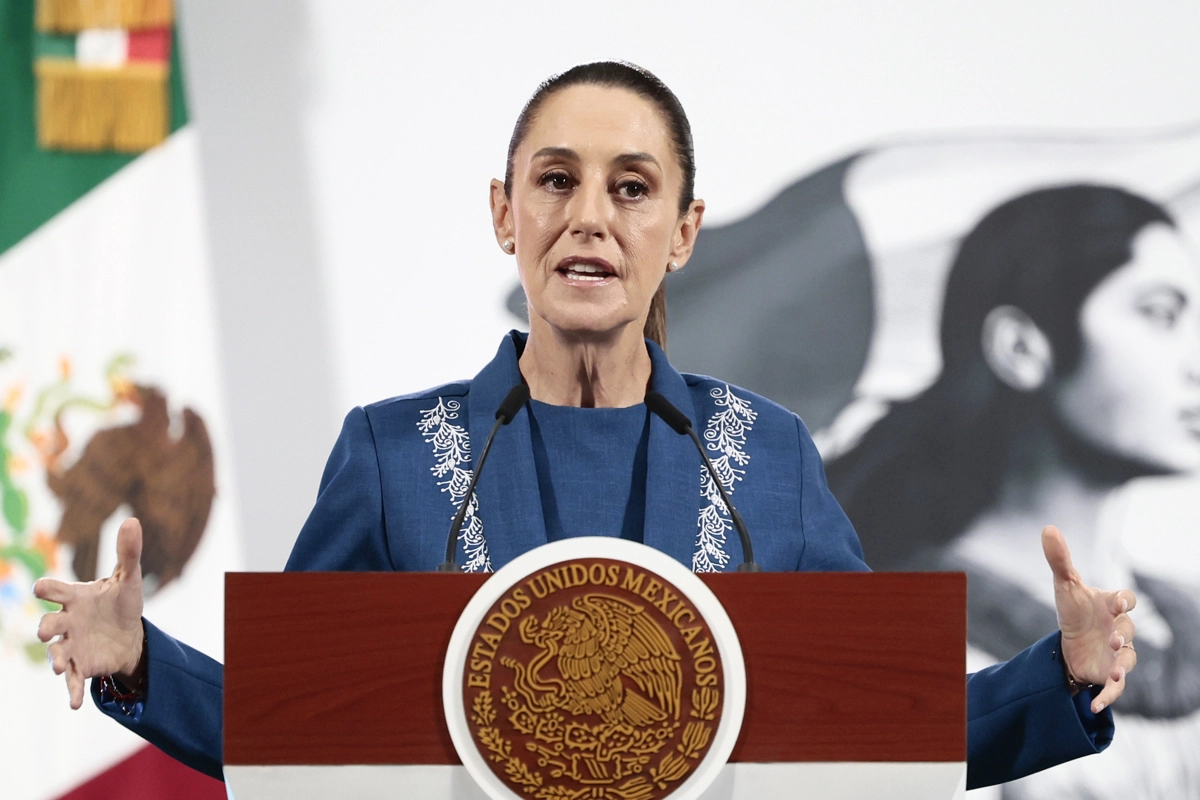 Sheinbaum says that flag Mexico used in protests of USA could  a provocation 