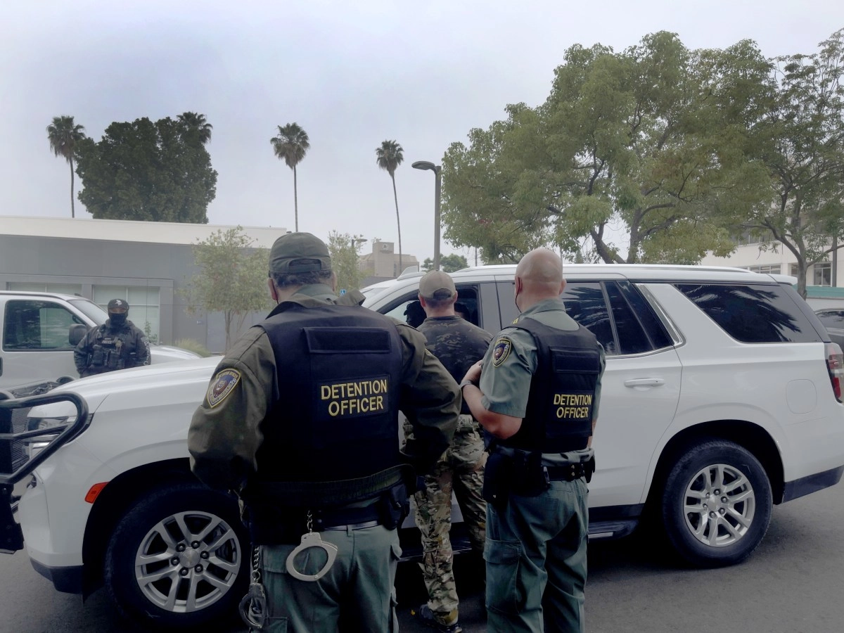 Guide of resources for families affected by the raids in LA