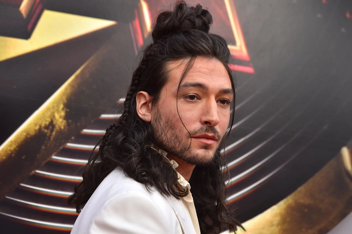 Ezra Miller reappears in cannes y prepare its return to cinema after years of controversy