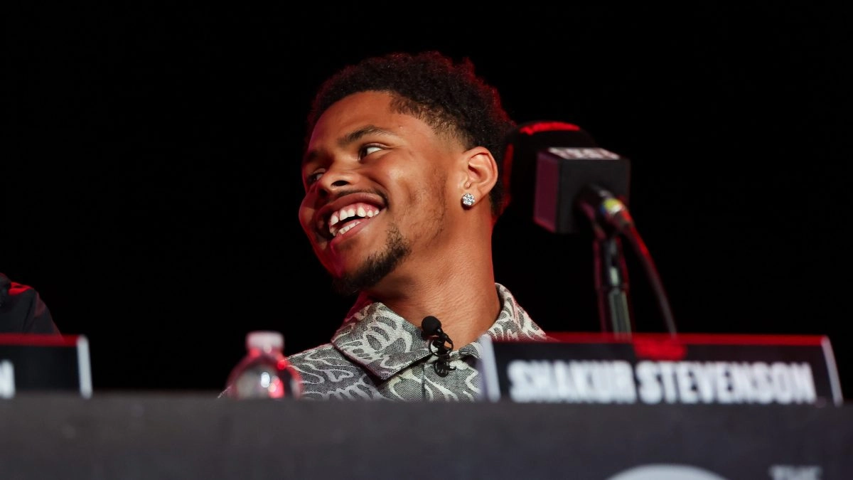 Shakur Stevenson assures that paste more strong than shrimp zepeda