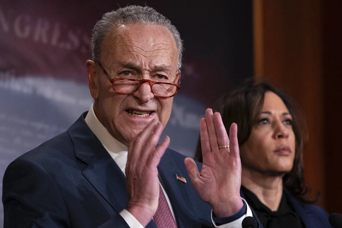 Kamala Harris Y Chuck Schumer warn over the presumed damage that will cause the fiscal trump plan