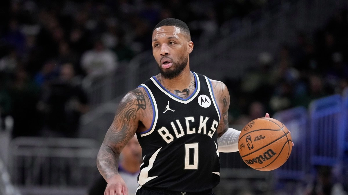 Injured Y Sin Equipment Bucks Take Drastic Decision with Damian Lillard