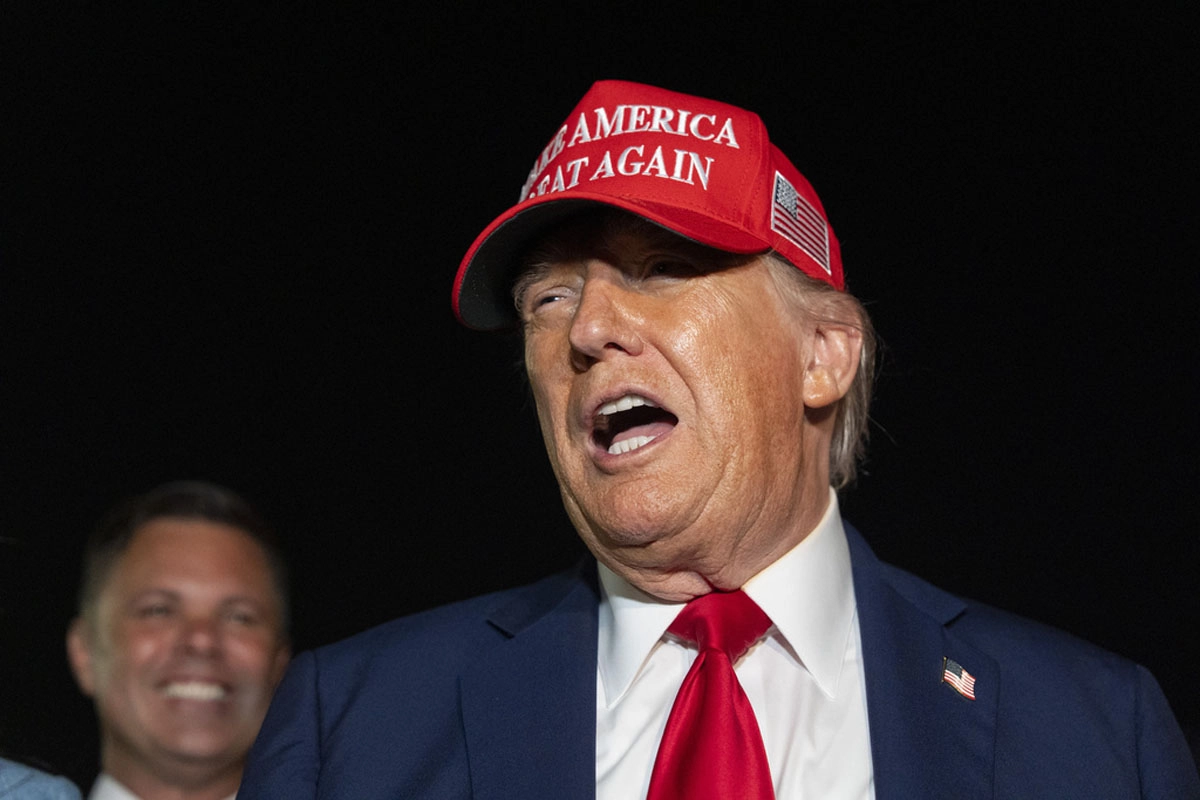 Donald Trump Plan Organize a fight of arts martial mixed in the white house