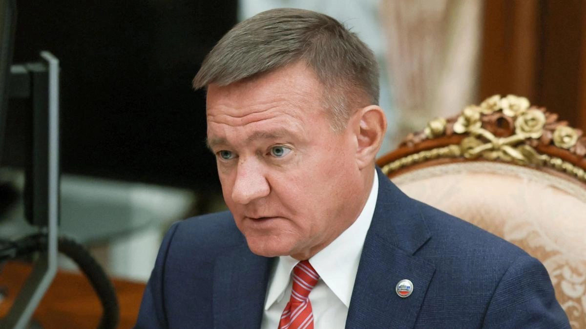 By what the death of the minister transport of russia serves of warning for the elite politics of the environment of Putin