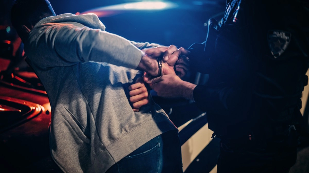 Arrest in miami a Hispano accused of hit kidnapping and violate a a woman