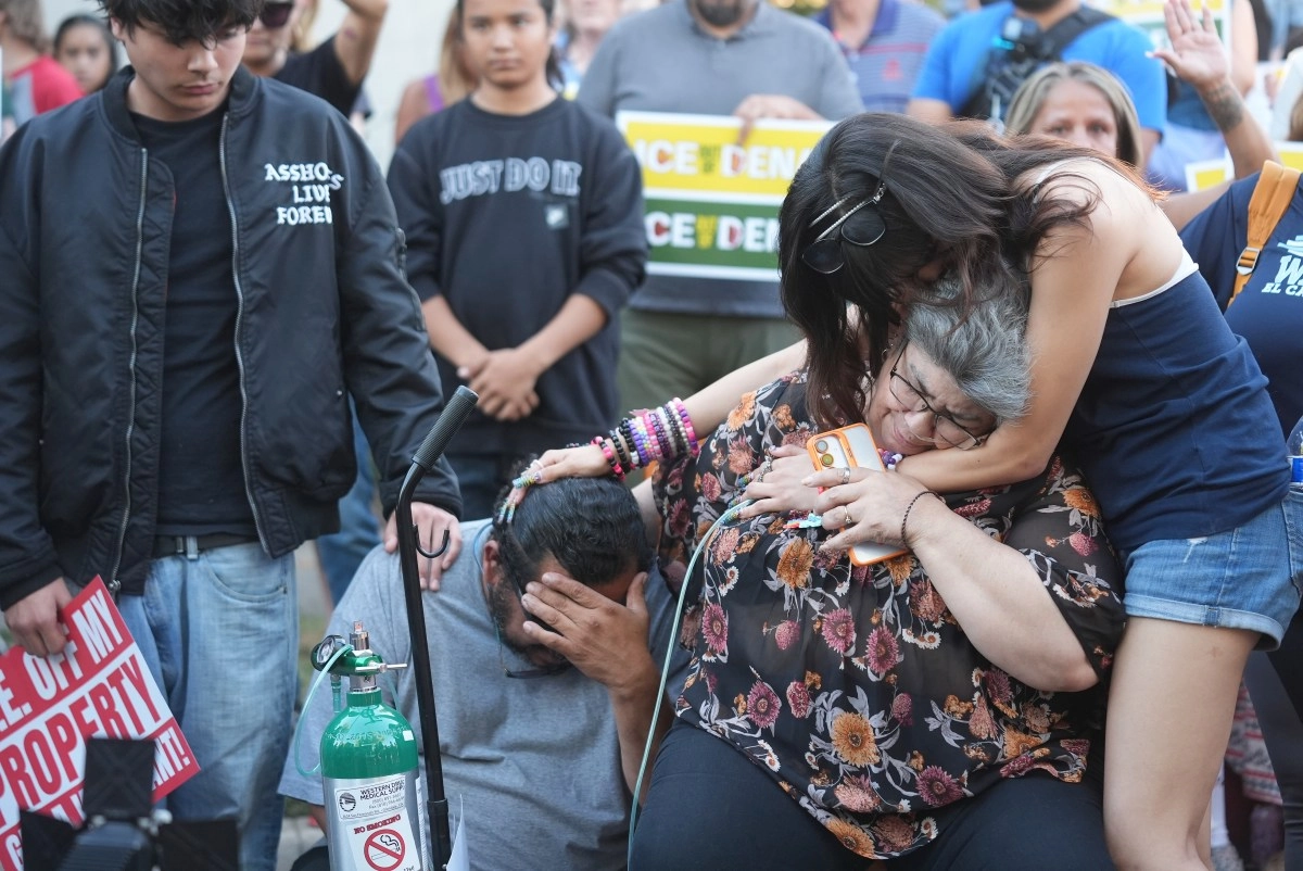 Diocese Catholics allow a immigrants no assist Mass by fear a raids of ICE