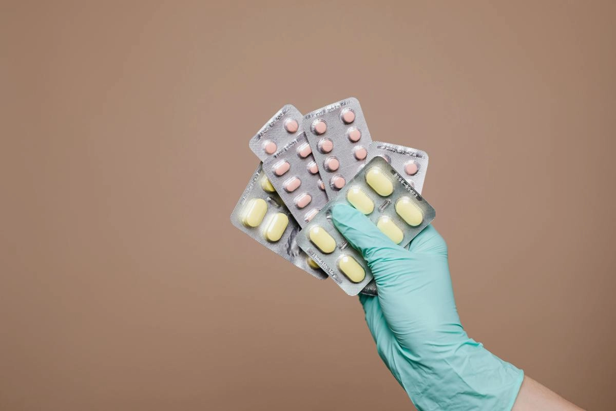 FDA Analyze two antibiotics oral to treat cases of gonorrhea resistant