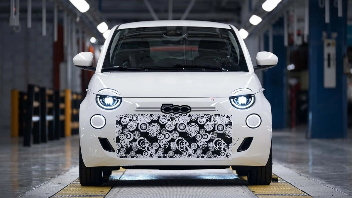 Fiat 500 Ibrida 2026 Tradition Italian with soul hybrid