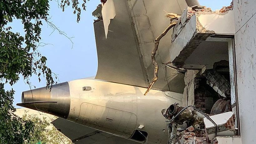 The recorder of flight of the airplane air India that crashed reveals mysterious conversation of the pilots