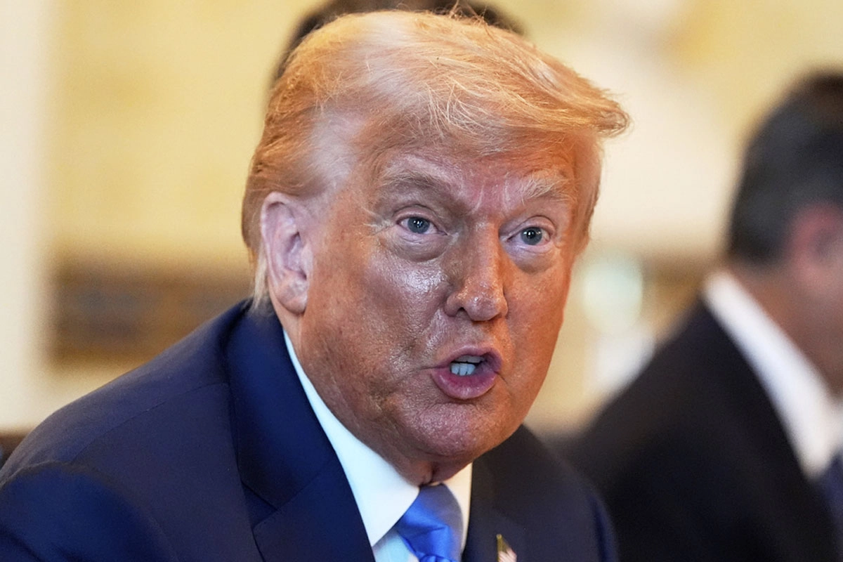 Trump expls on against of a comedian y raises withdraw the citizenship when consider it a threat