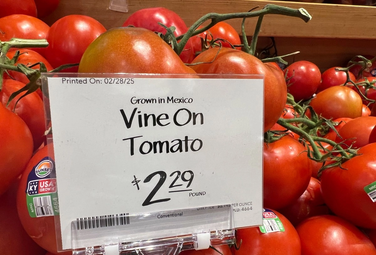 Mexico Respond to Trump by tariffs to tomato warns that measure will affect pockets American