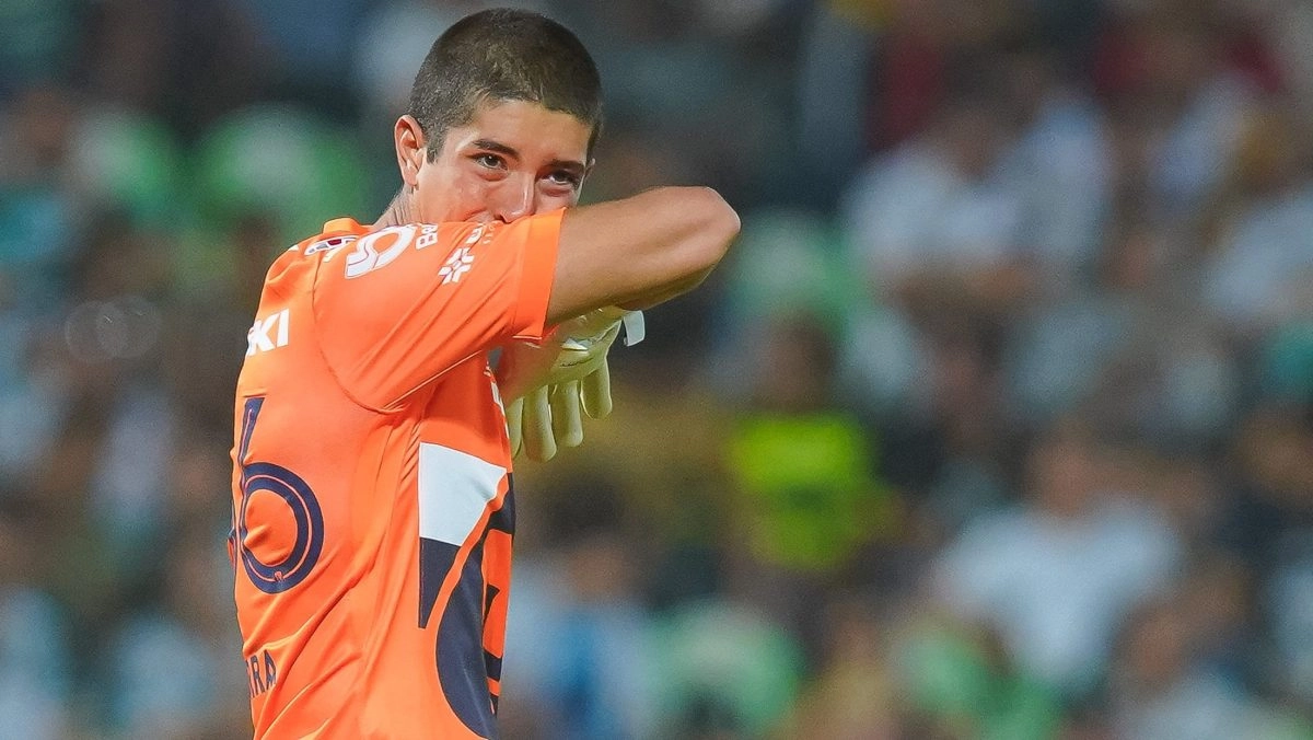 The reactions after the error Rodrigo Parra with the pumas