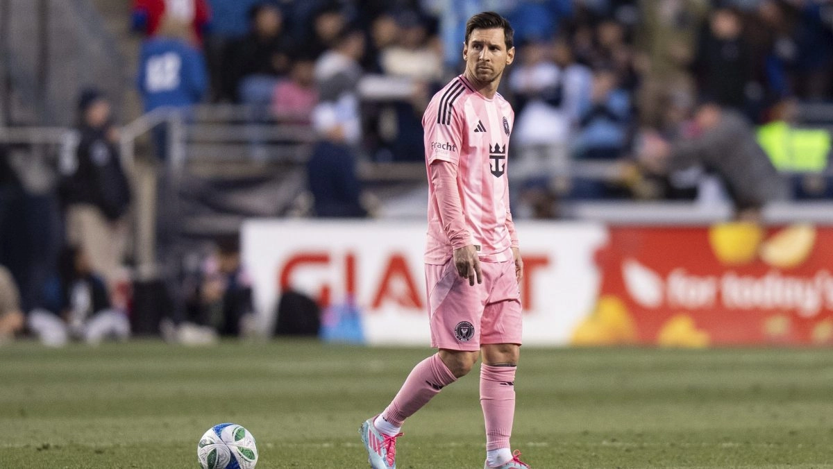 CESC Fbregas NO Descarta Fichaje de Lionel Messi en the series a