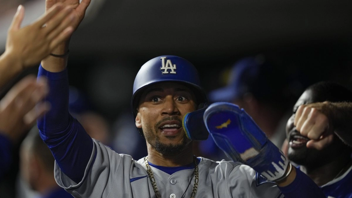 Dodgers and Mookie Betts explode a the offensive for exit slump