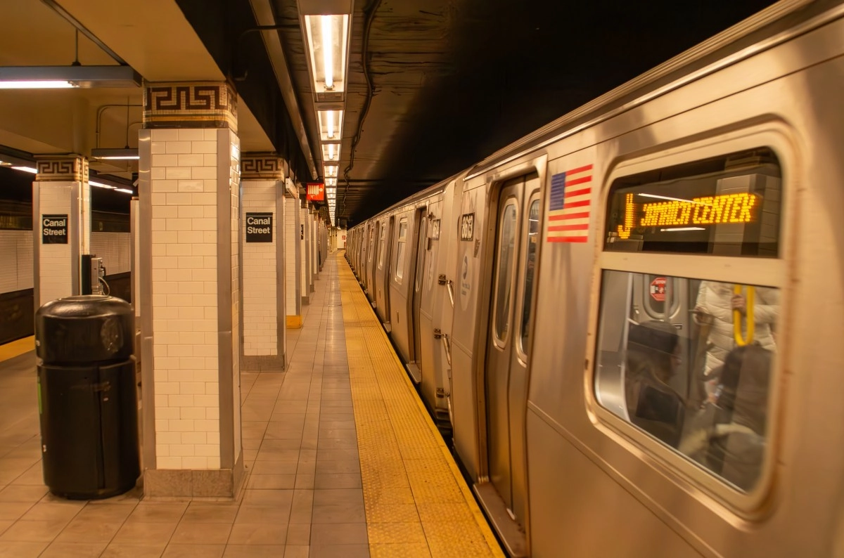 Man pushed a the pathways meter in new york achieves saved