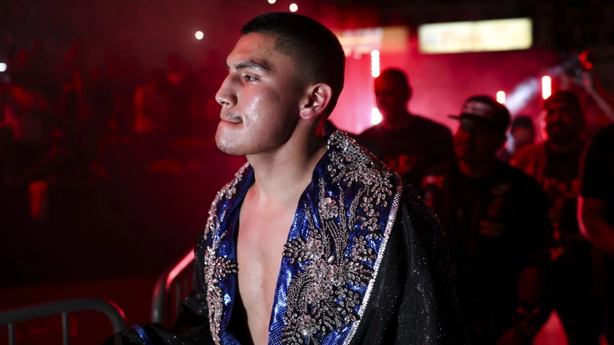 Vergil Ortiz says that crawford will be its fighter number one si wins a cinnamon