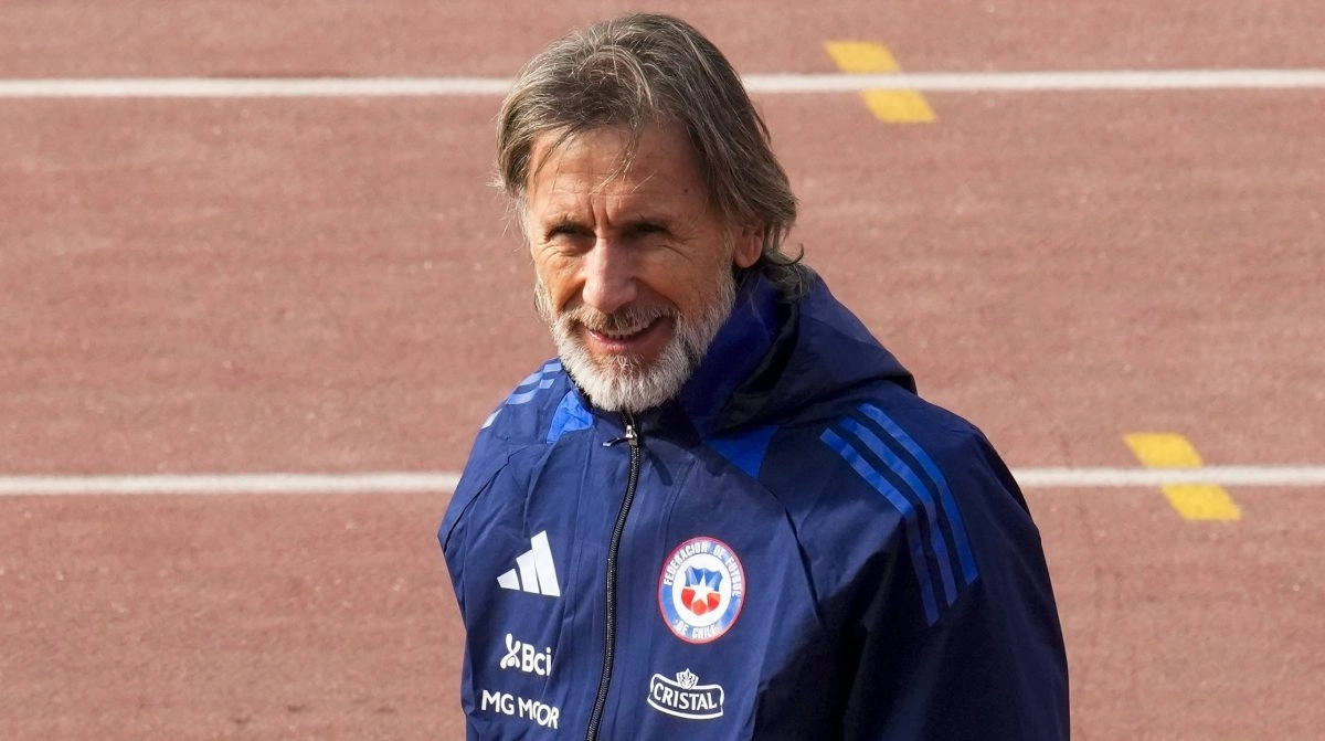 Ricardo Gareca La Spear a wink to club America