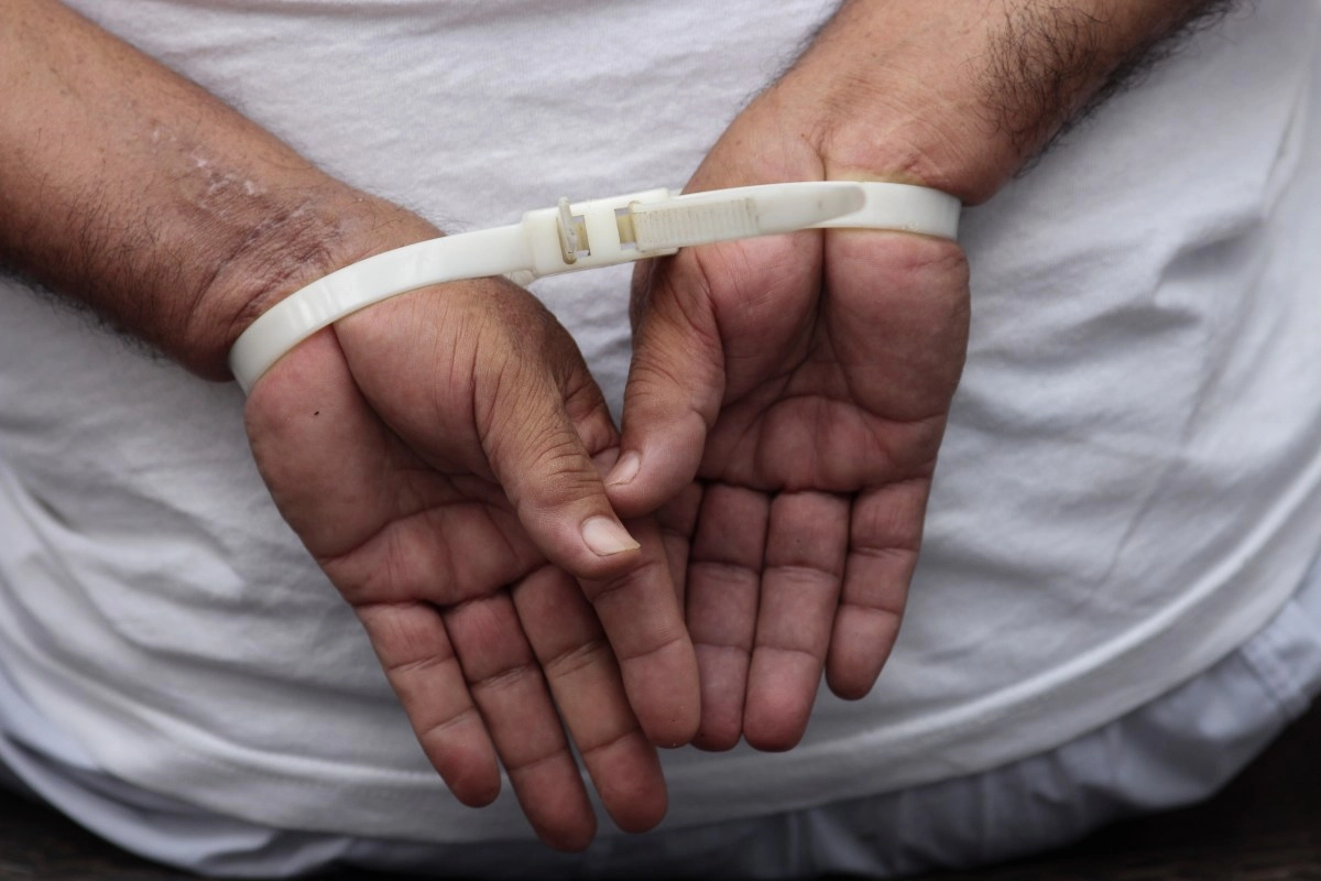 Assault in the angels residents are moored by thieves