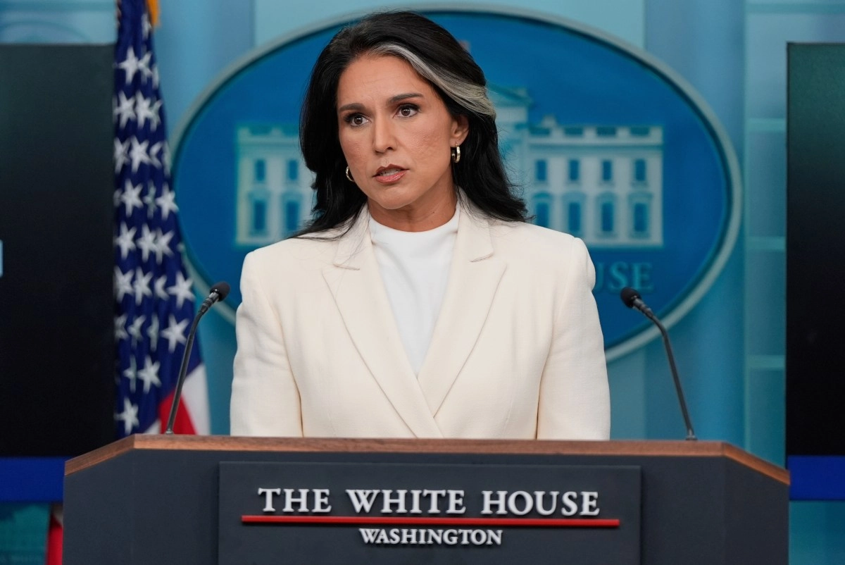 THE ADMINISTRATION TRUMP REVOCA THE AUTHORIZATIONS SAFETY 37 OFFICIALS