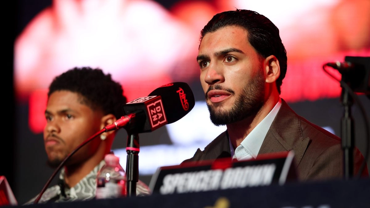 Amir khan assures that Hamzah Sheeraz can overcome a canelo