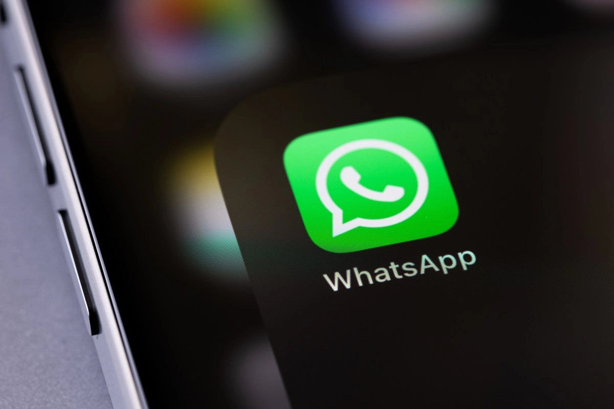 Fan Marvel Discover what is y how activate the mode iron man in whatsapp