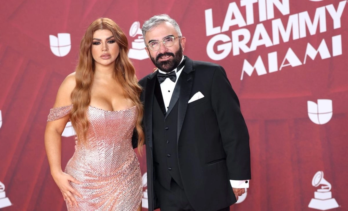 Daughter of Vicente Fernndez Jr will be born the 17 of February the same day that his grandfather