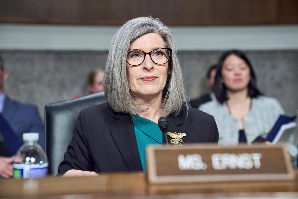 Senator Republicana Joni Ernst No will look the re election in Iowa in 2026