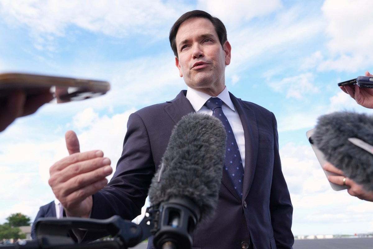 Rubio arrives Mexico to talk about tariffs drugs and migration