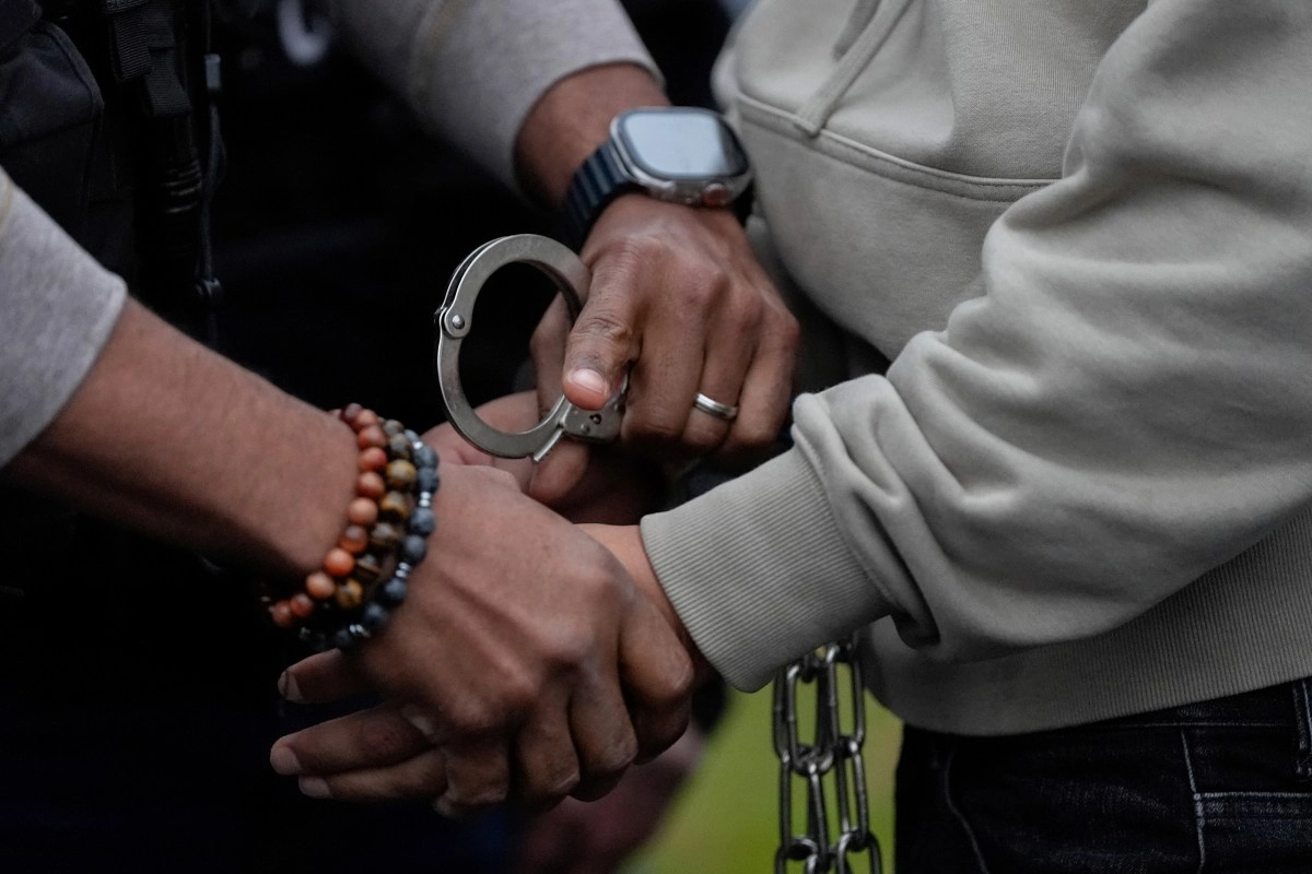 Woman of Michigan is accused of lead network of traffic of people including children by of Canada
