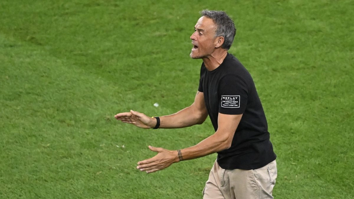 Luis Enrique will pass by the operating room after fracture the clavicle in an accident