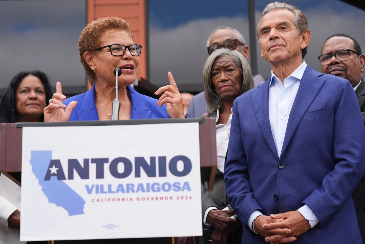 Bass support a Villaraigosa as candidate a governor of California