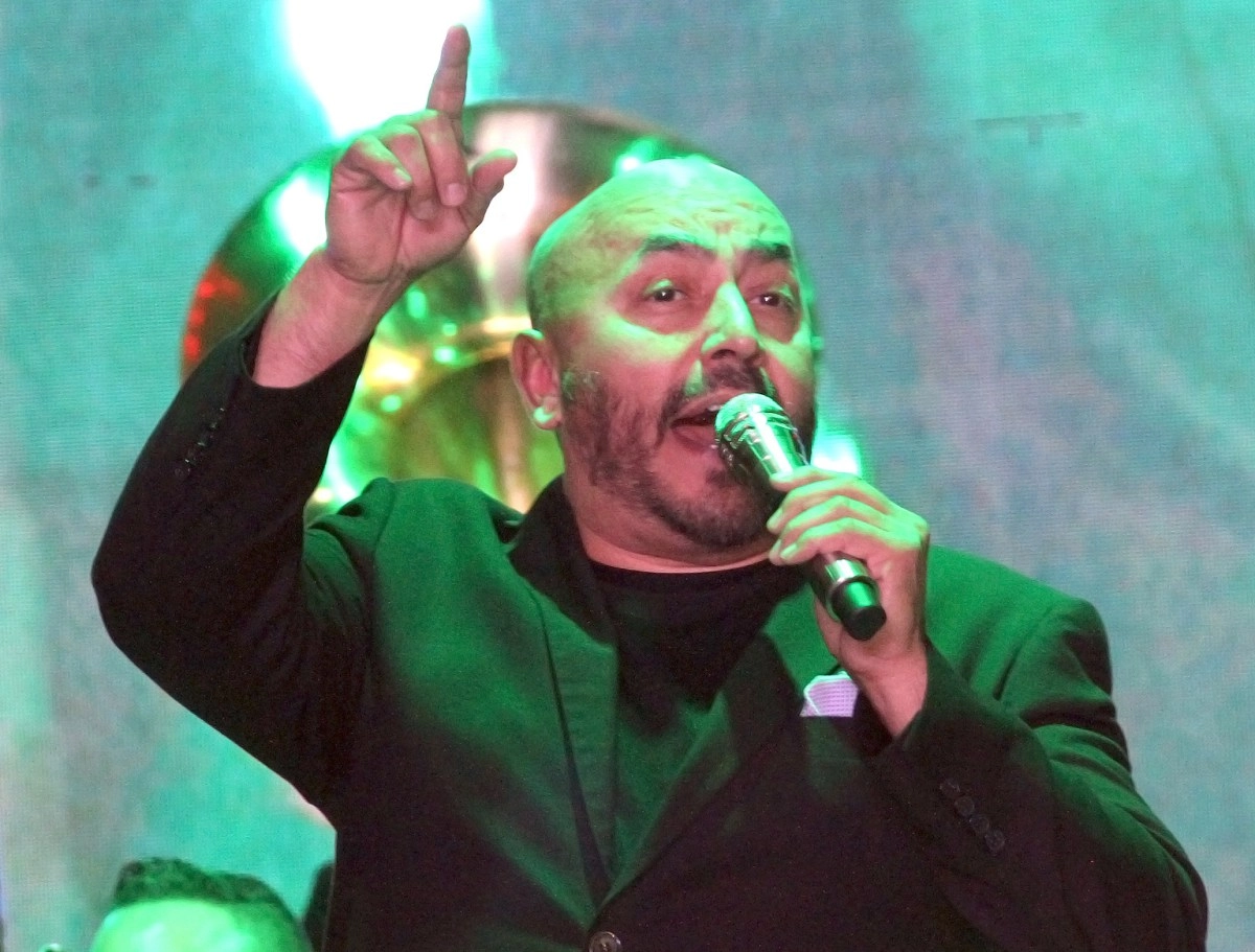 Rodrigo Romeh says doubt the the romances public of lupillo rivera