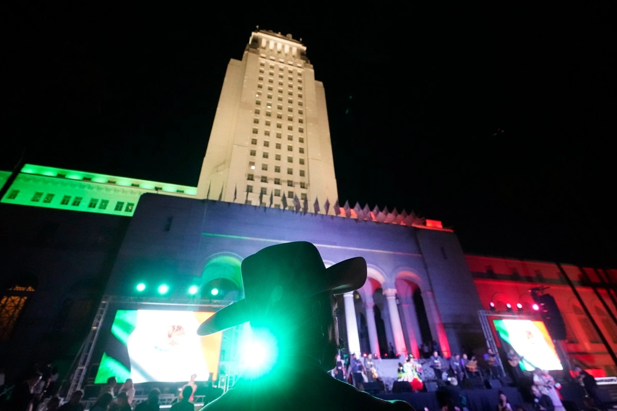 Celebrating the independence of Mexico in the angels