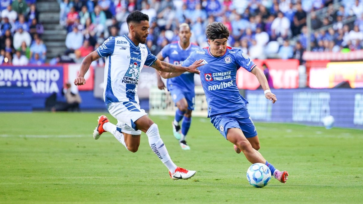 Cruz Azul added controversy victory by the var    over pachuca 01