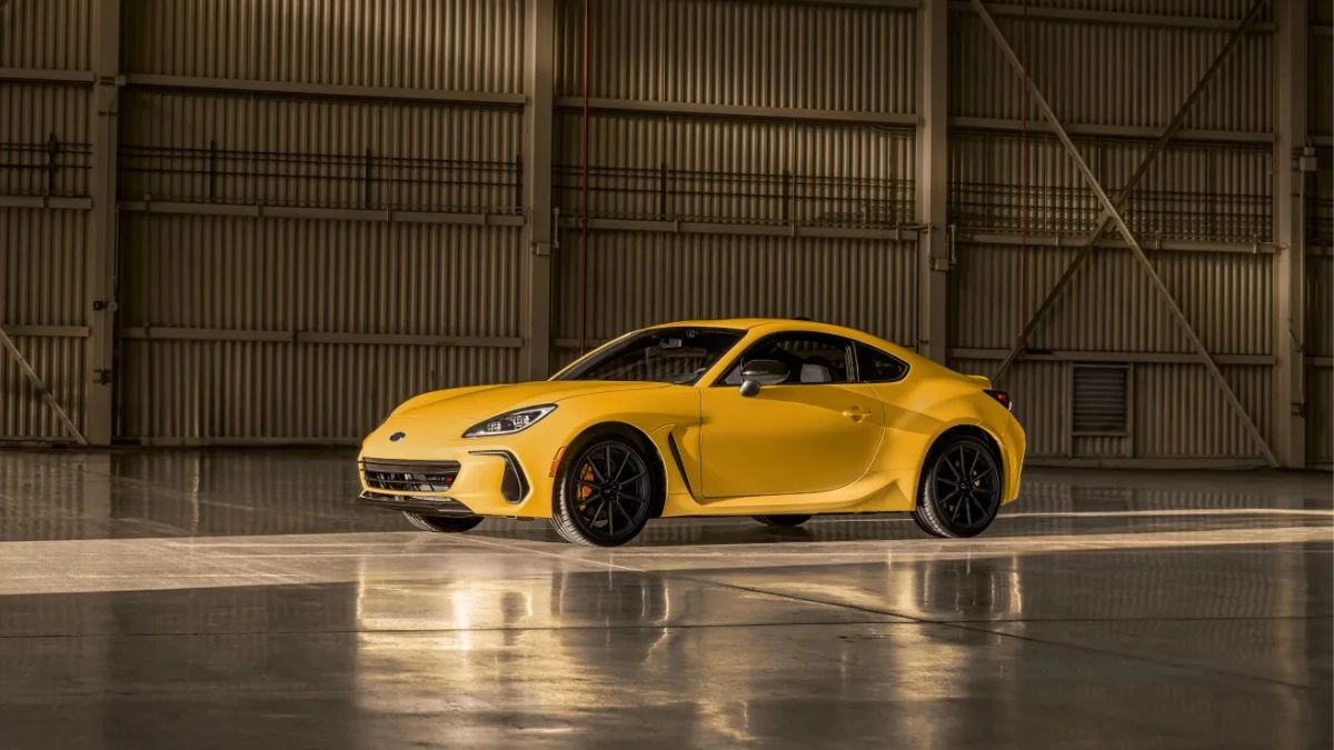 Series yellow already the edition more vibrant of subaru