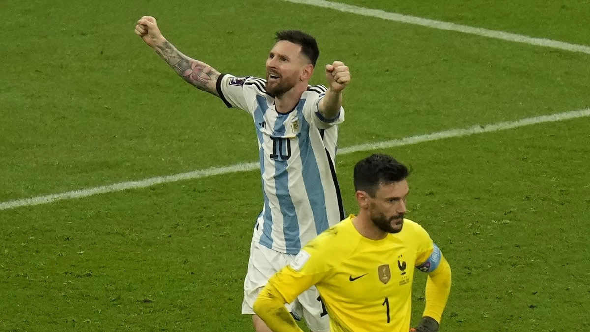 Messi Send T shirt of champion of the world signed a first minister of India per his birthday