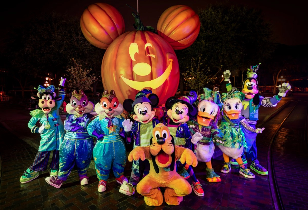 A little terror and much flavor in Halloween time of disneyland