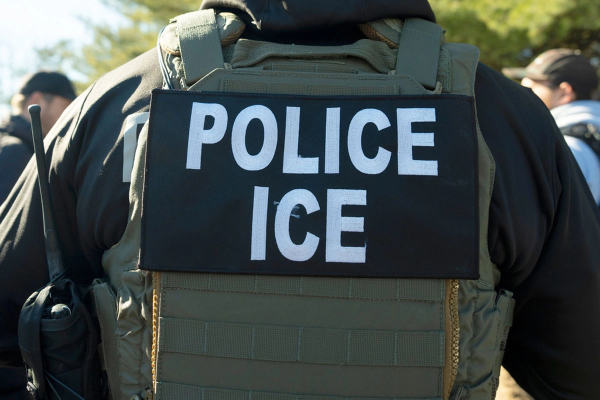 ICE stop a young immigrant to point of graduate now plans self portion