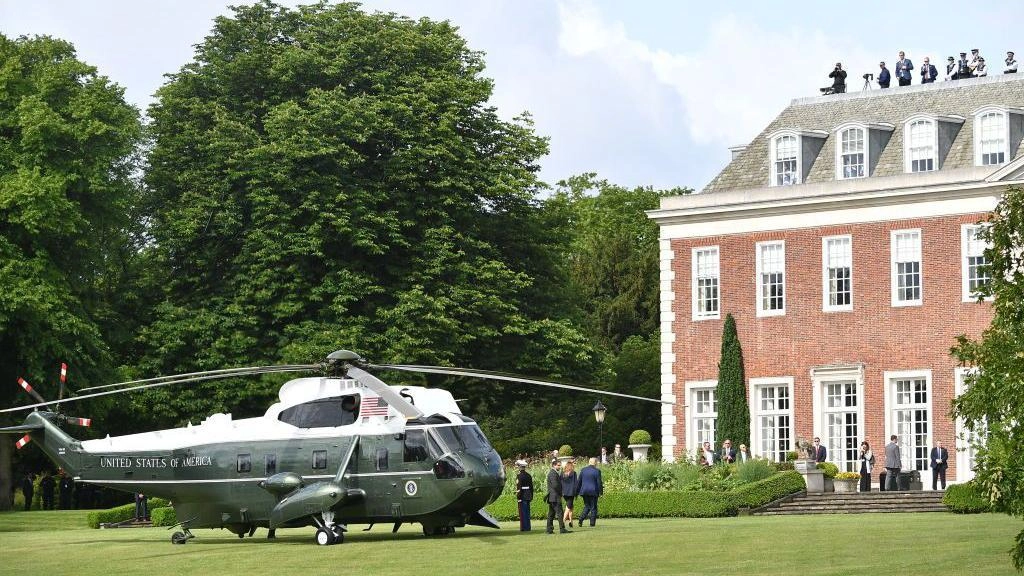 How is Windfield House the Mansion of the size 7 fields football in the trump and other presidents are stay when visit Kingdom United