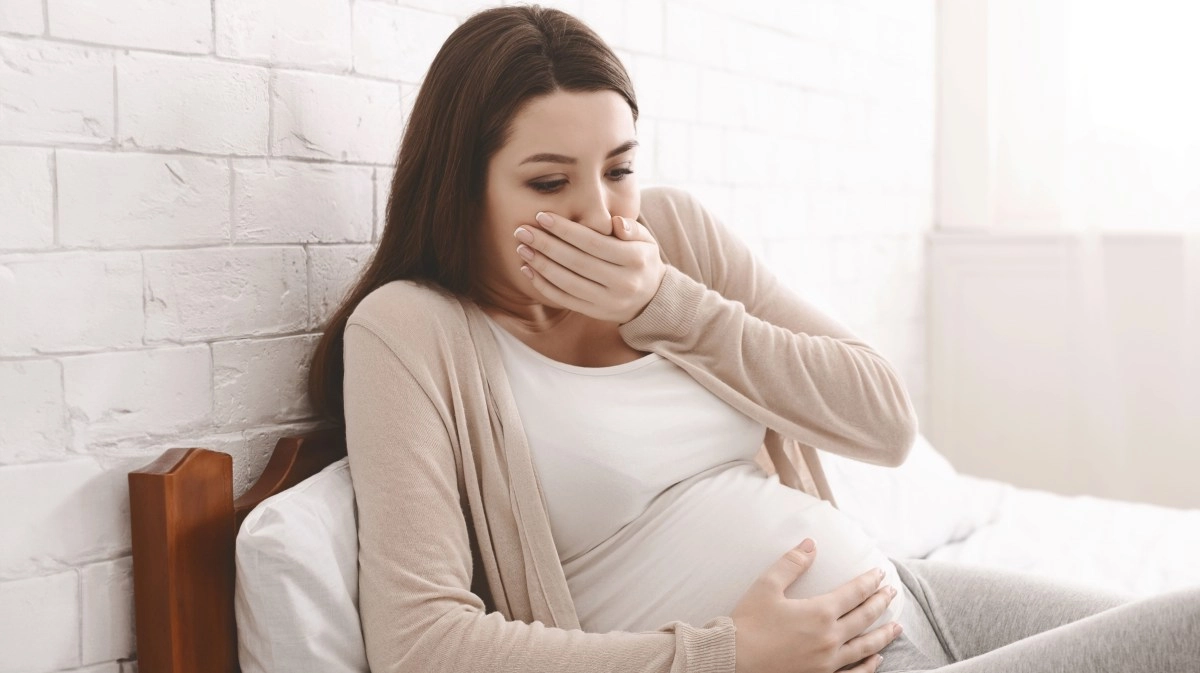 Reveal relationship between nausea morning during pregnancy and risks of health mental