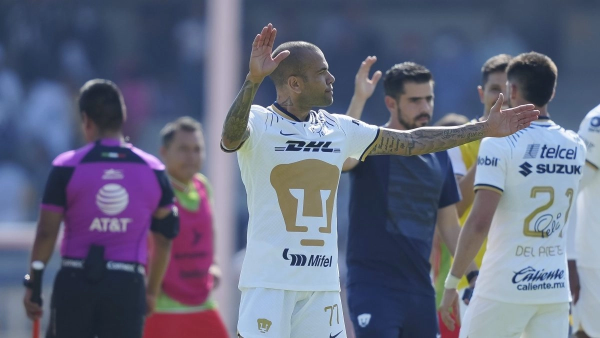 How much must dani alves a pumas after the failure of the tas